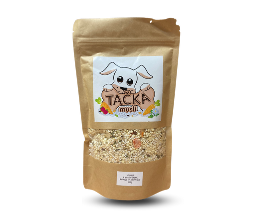 Müsli s pastinakom, kvinojo in zelenjavo